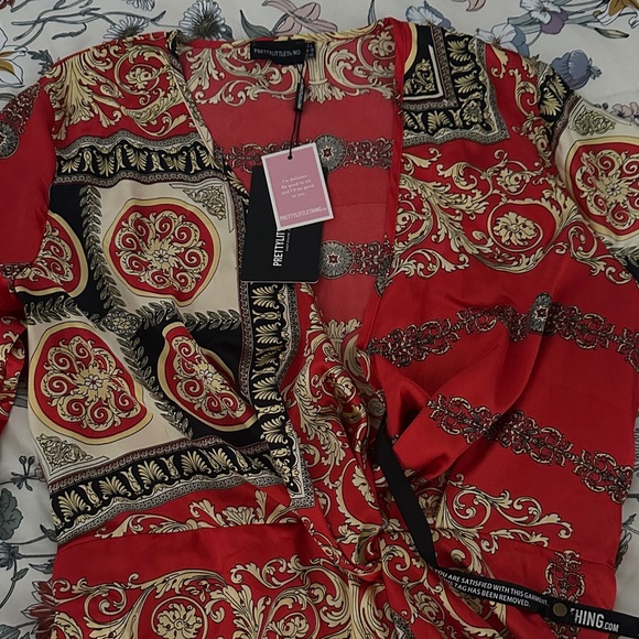 PrettyLittleThing Red and Black Baroque Dress - Picture 1 of 4